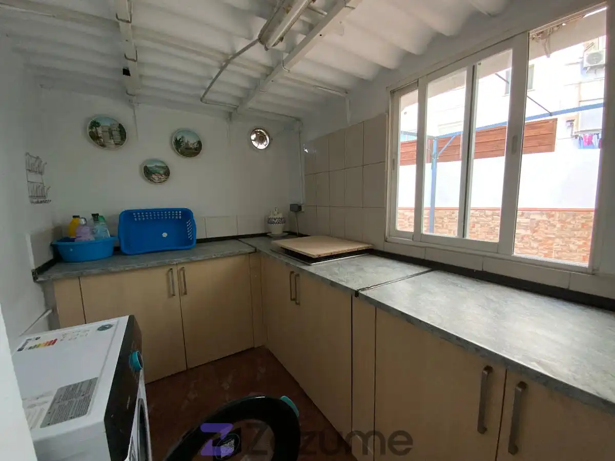Kitchen of Flat for rent in Valencia  with Air Conditioner, Heating and Terrace