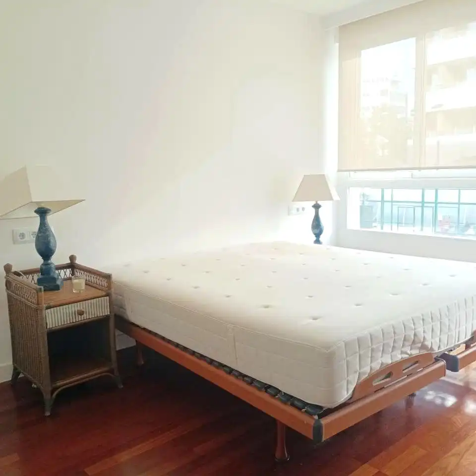 Schlafzimmer von Wohnungen zur Miete in Madrid mit Klimaanlage, Möbliert und Internet