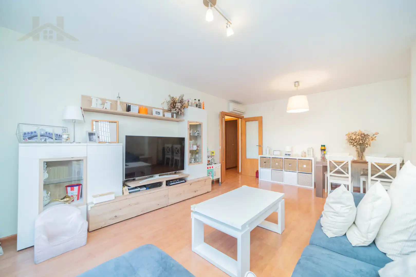 Wohnzimmer von Erdgeschoss zum Verkauf in Arroyomolinos (Madrid) mit Klimaanlage, Heizung und Privatgarten