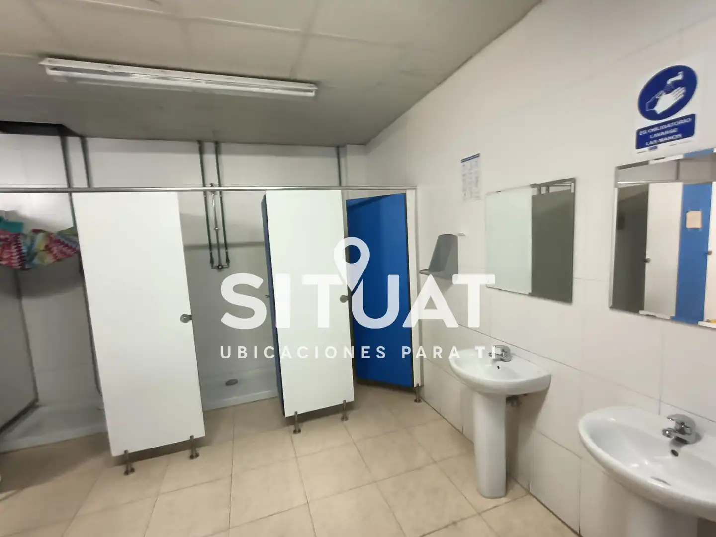 Baño de Nave industrial en venta en Pallejà con Calefacción y Alarma