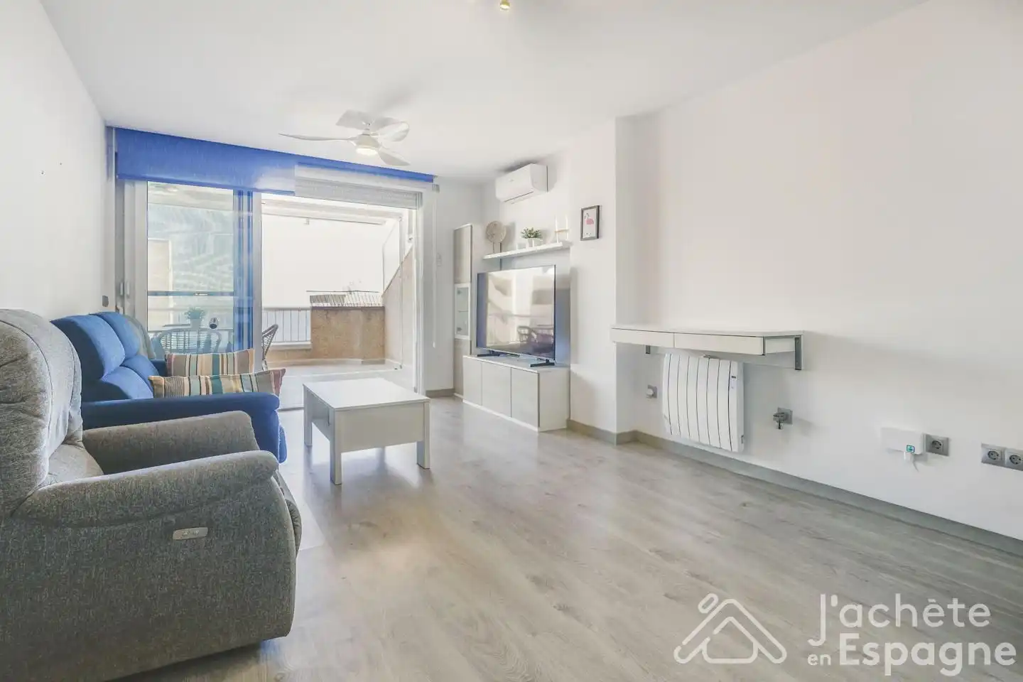 Living room of Flat for sale in Los Arenales del Sol