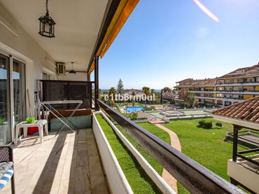 Apartamento con ascensor en venta en Milla de Oro