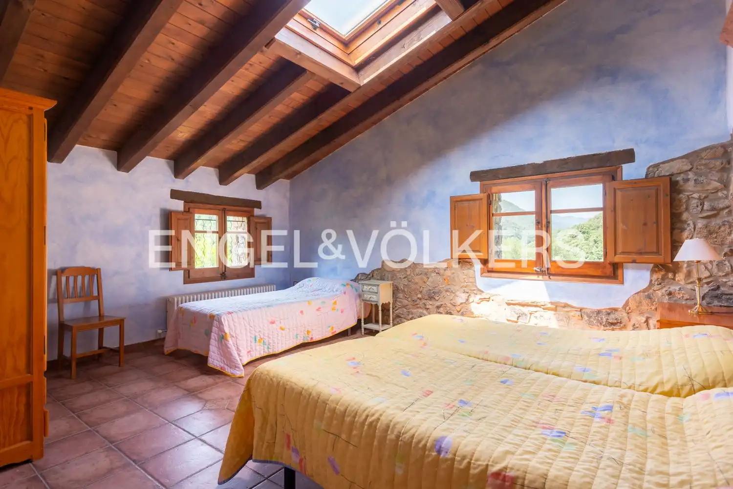 Habitación de Casa o chalet en venta en La Vall de Bianya con Calefacción, Jardín privado y Terraza