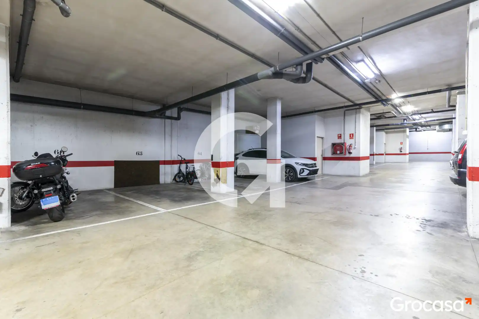 Parking de Piso en venta en Sant Feliu de Llobregat con Aire acondicionado, Calefacción y Terraza