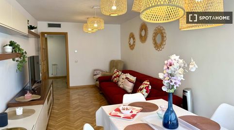 Foto 2 de Pis de lloguer a San Fermín, Madrid Capital