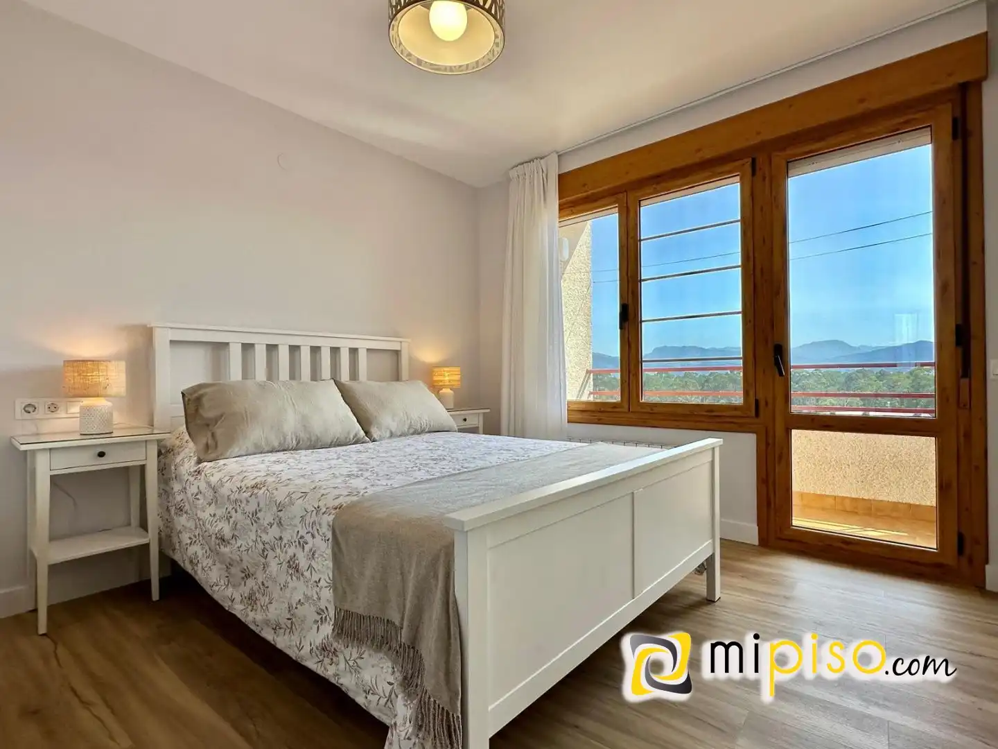 Schlafzimmer von Wohnung zur Miete in Laredo mit Heizung, Terrasse und Möbliert