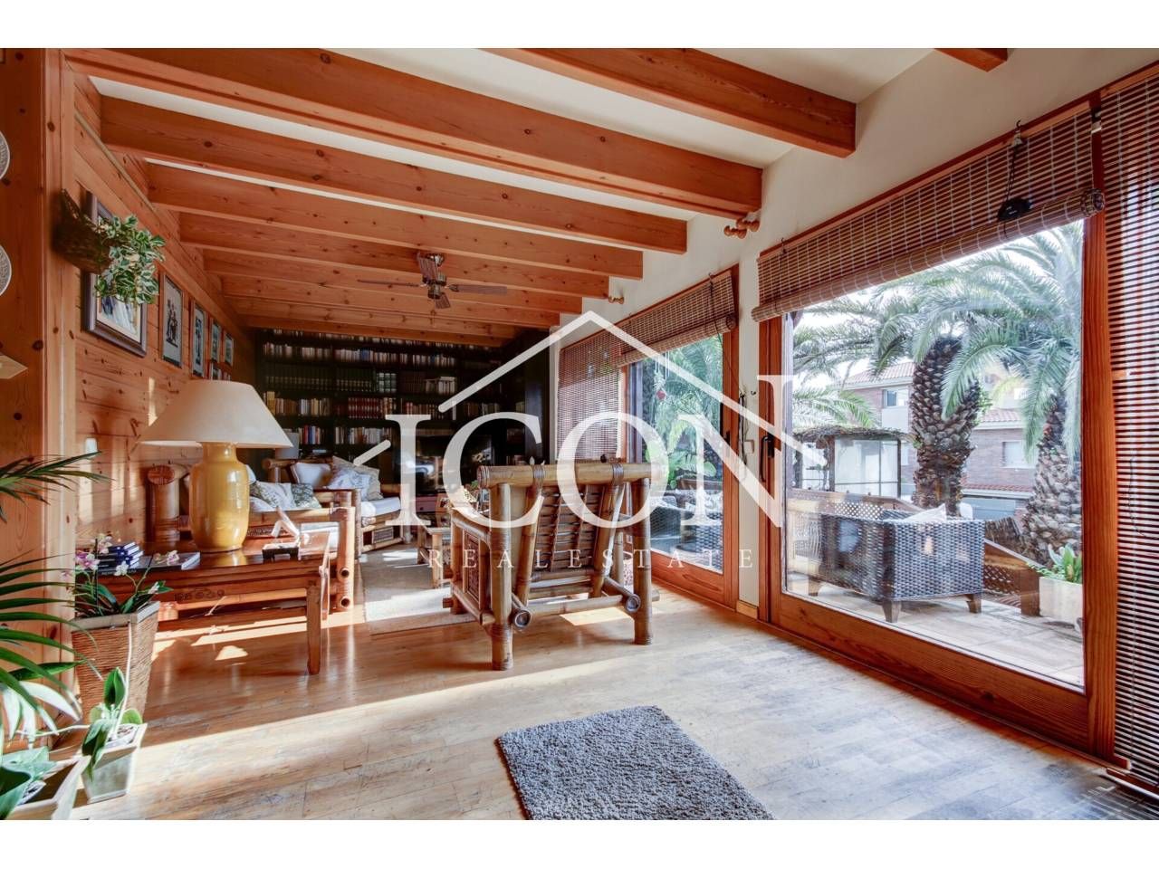 Living room of House or chalet for sale in Gavà  with Air Conditioner, Private garden and Parquet flooring