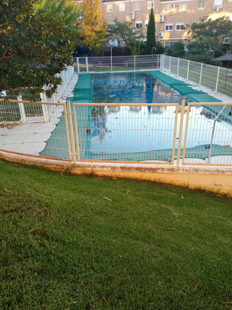 Appartamento con piscina in vendita a Ruta de la Plata, imagen 2