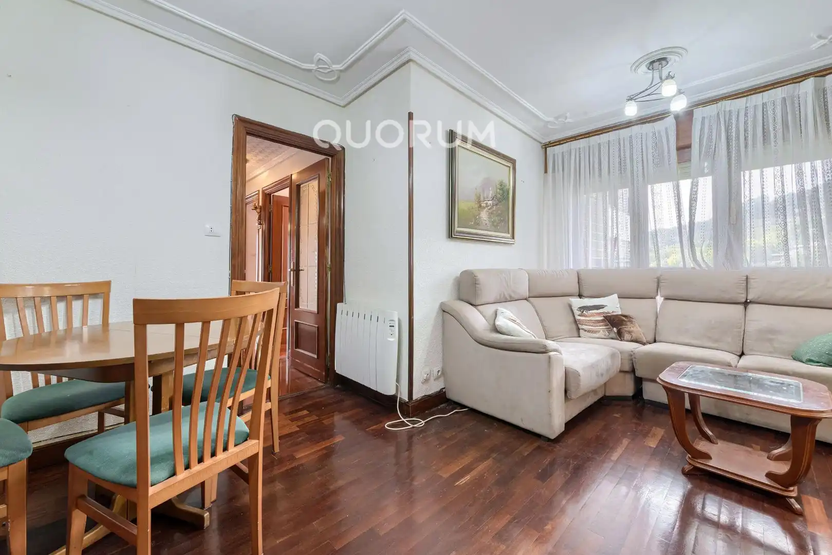 Wohnzimmer von Wohnung zum Verkauf in Kalero - Basozelai