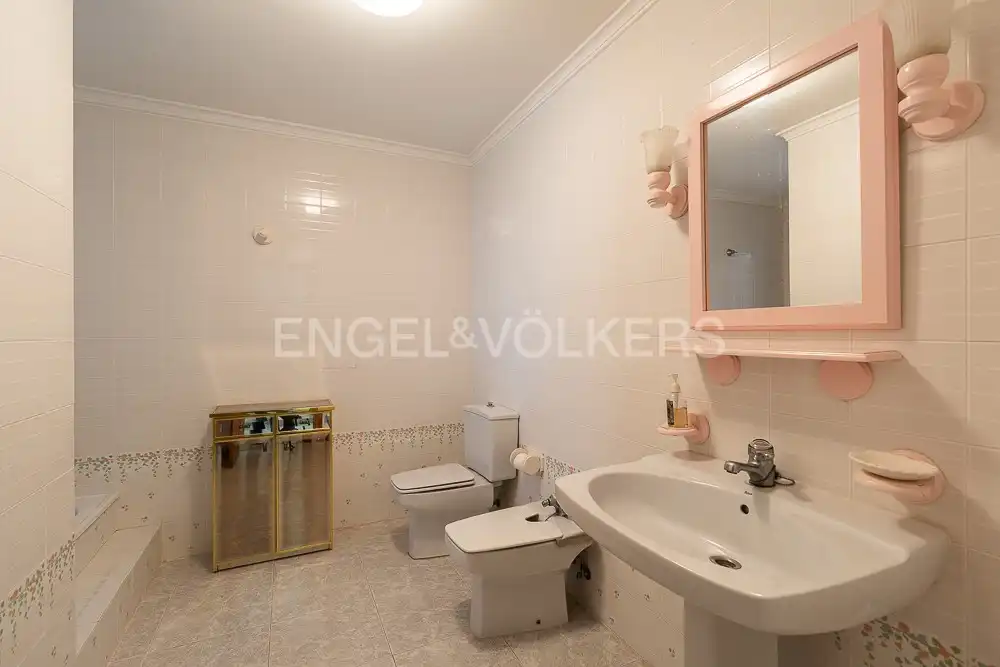Baño de Casa o chalet en venta en Alzira con Aire acondicionado, Calefacción y Jardín privado