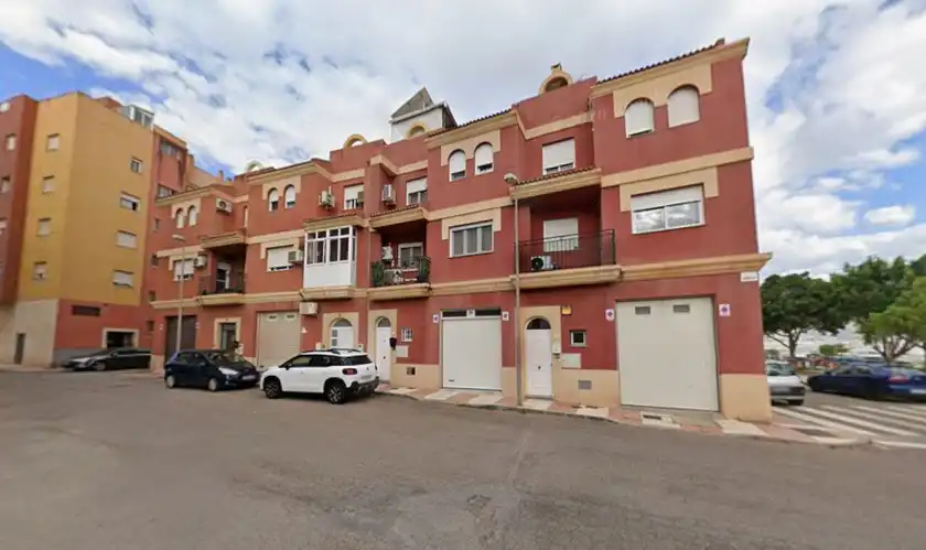 Vista exterior de Casa adosada en venda en Roquetas de Mar amb Terrassa, Traster i Moblat