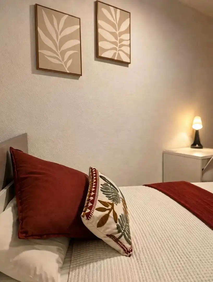 Schlafzimmer von Wohnung zur Miete in Madrid mit Klimaanlage, Heizung und Möbliert