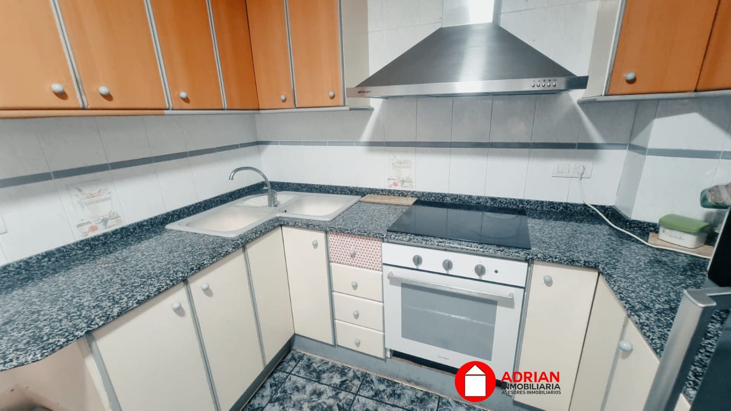 Kitchen of Flat for sale in La Vall d'Uixó  with Storage room