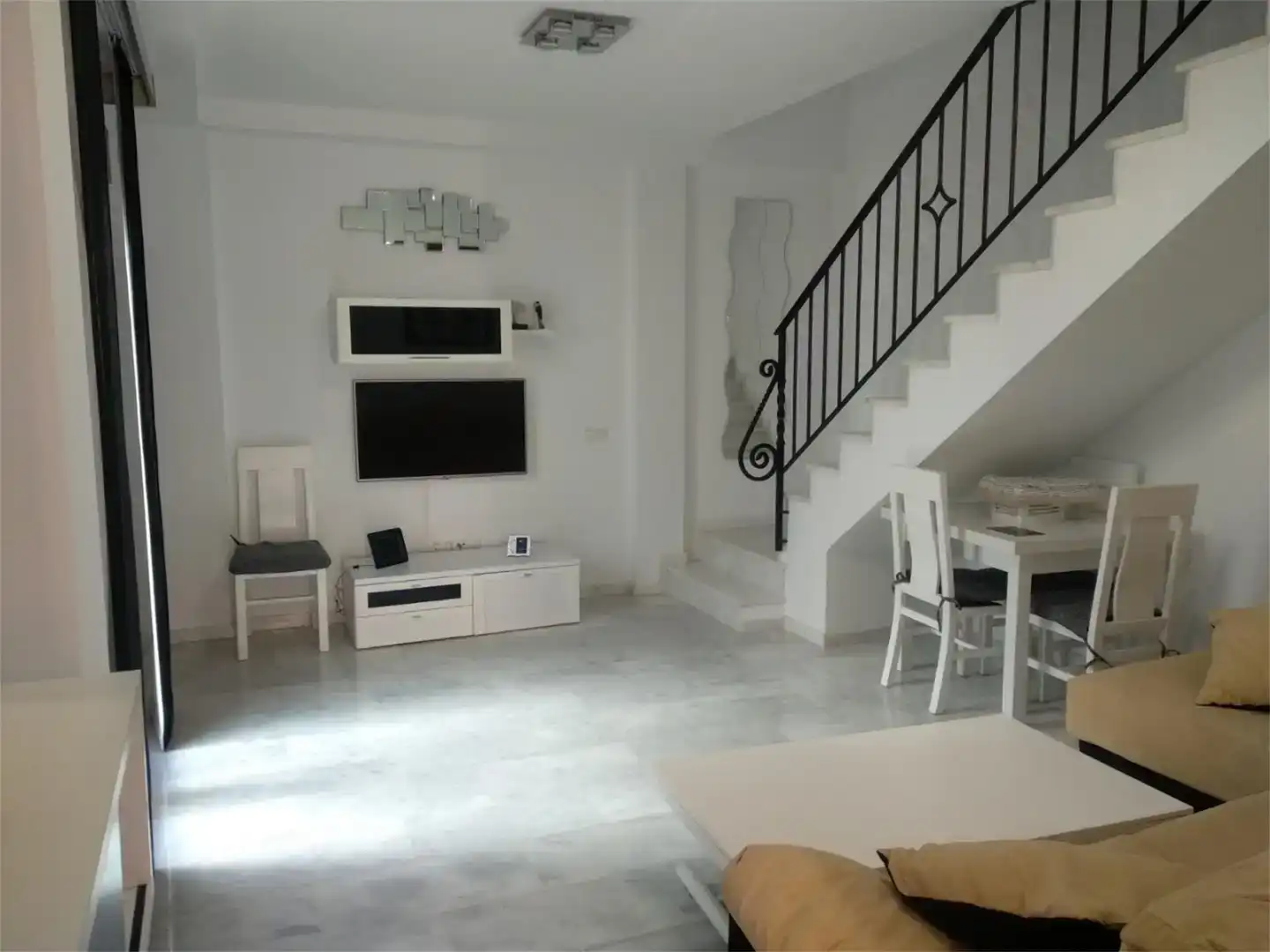 Living room of Flat for sale in Montilla  with Air Conditioner, Storage room and Furnished