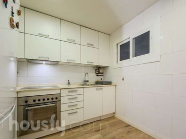 Pis amb balcó en venda a Calle Selva de Mar .