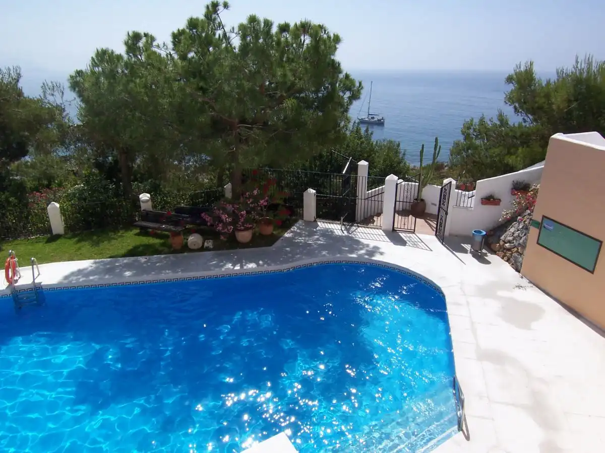 Swimming pool of Apartments for rent in Almuñécar  with Air Conditioner, Heating and Terrace