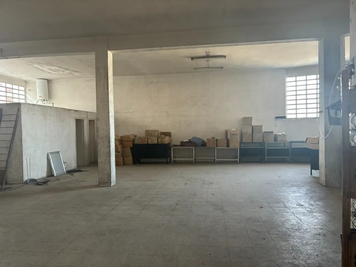 Local comercial en venta en Rúa Coutada Nova, imagen 3