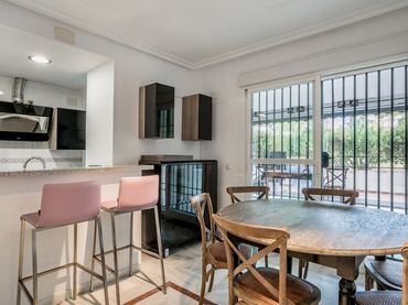 Apartamento con ascensor en venta en Nueva Andalucía