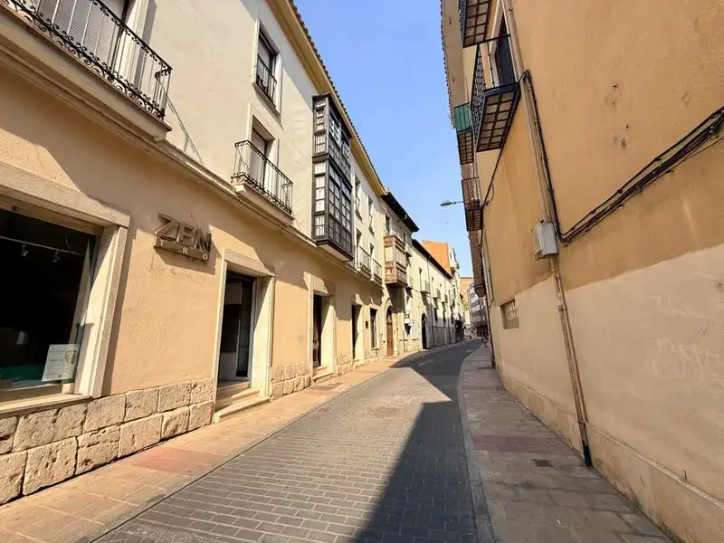 Vista exterior de Pis en venda en Valladolid amb Aire condicionat i Calefacció