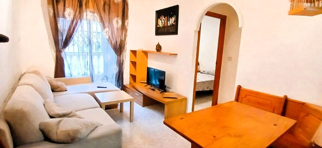 Living room of Flat for sale in Torrevieja  with Furnished
