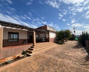 Vista exterior de Casa o xalet en venda en Vilches amb Aire condicionat, Calefacció i Terrassa