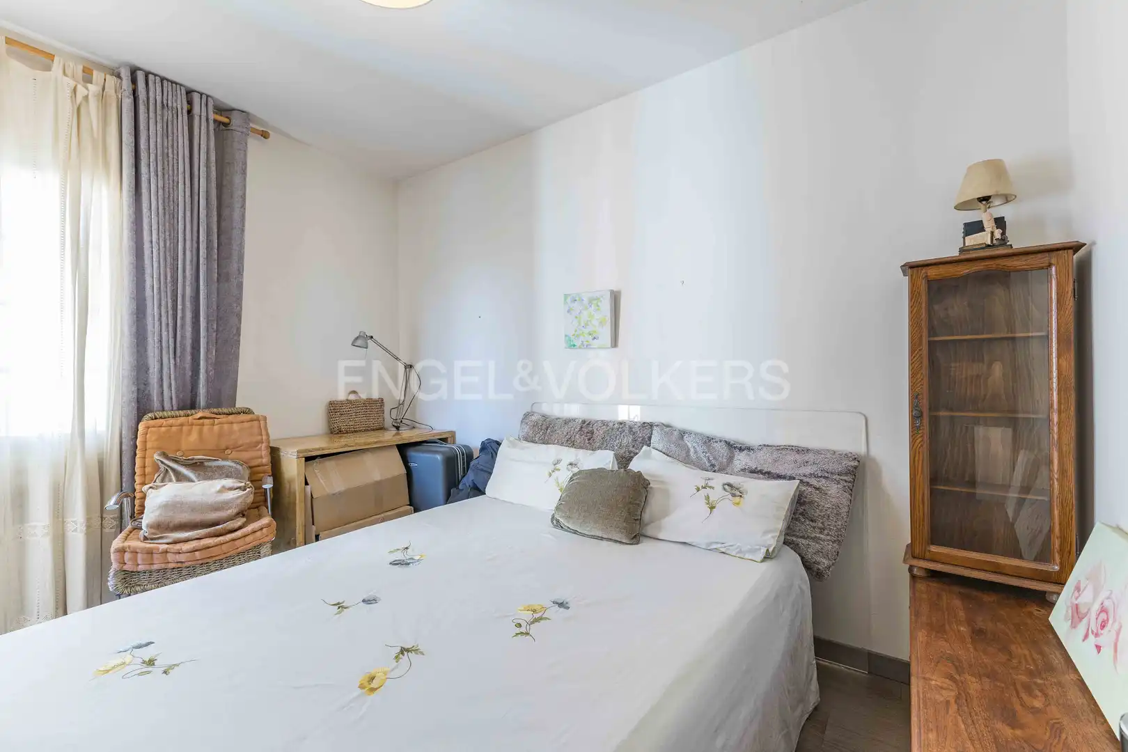 Dormitori de Casa o xalet en venda en Esplugues de Llobregat amb Calefacció i Terrassa