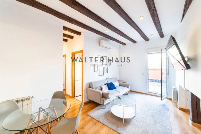 Ático en Venta en Glorieta de Ruiz Giménez en Universidad - Malasaña