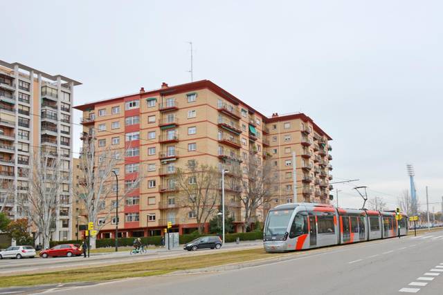 Piso en Venta en Avenida ISABEL CATOLICA, 16 en Romareda