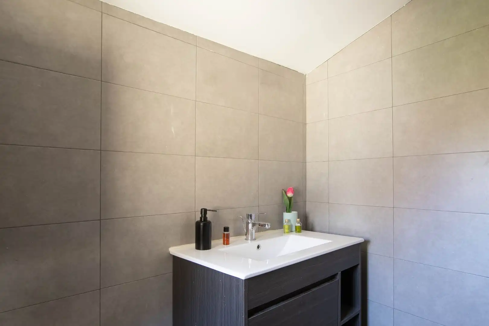Baño de Finca rústica en venta en Guirguillano con Calefacción, Terraza y Trastero