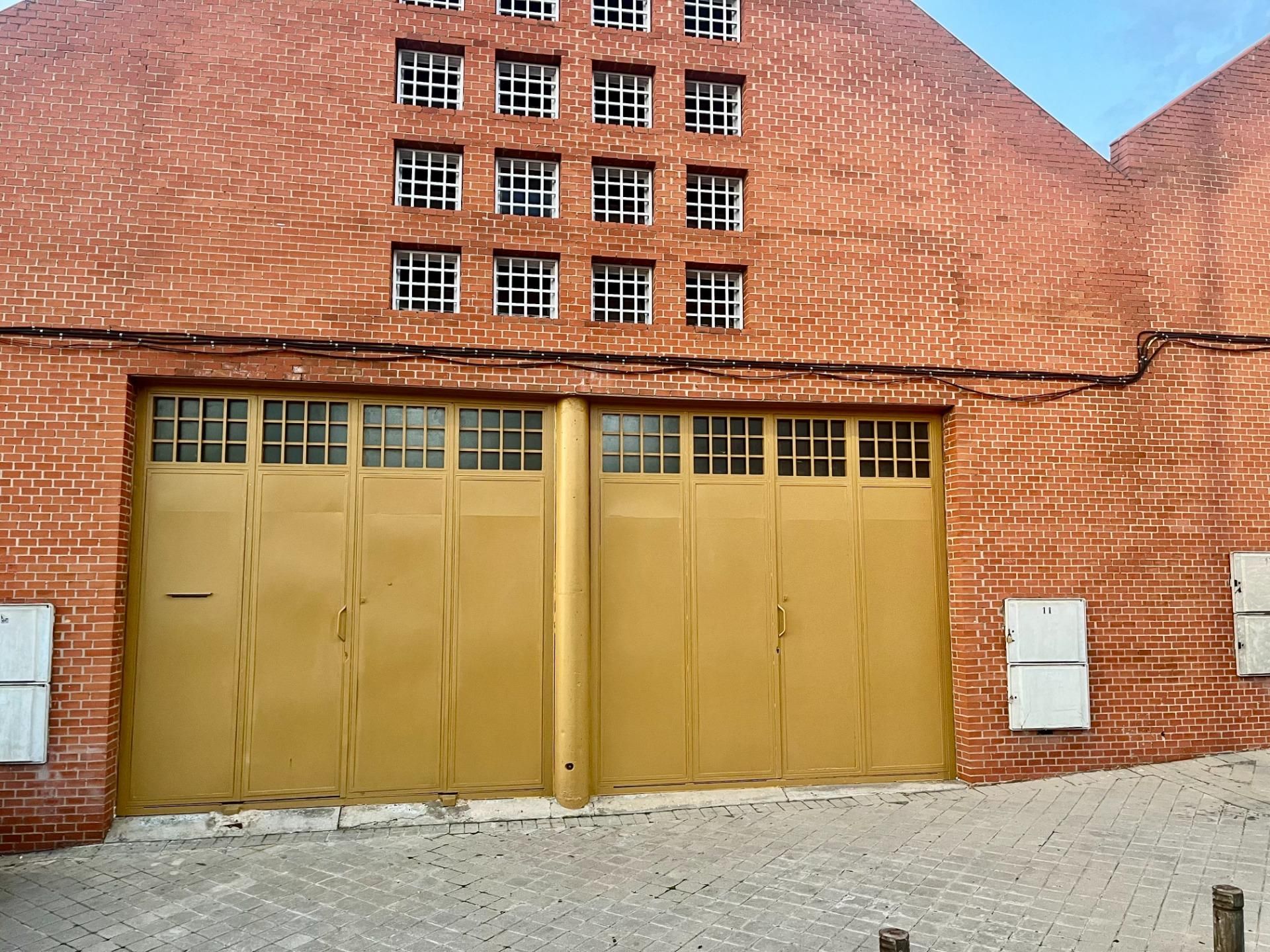 Exterior view of Industrial buildings to rent in  Madrid Capital