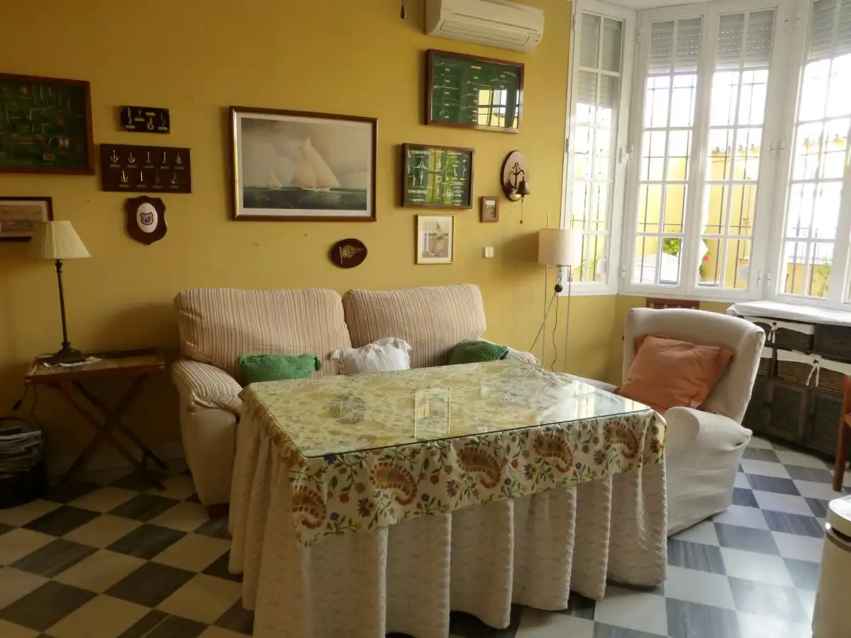 Casa o chalet en venta en Centro - Calzada - Cabo Noval