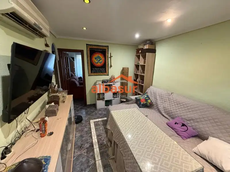 Piso en venta en Calle Úbeda, imagen 2