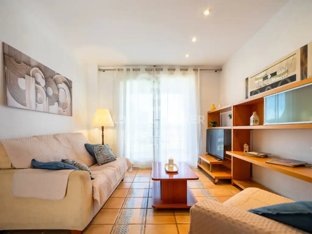 Sala de estar de Casa adosada en venta en San Jorge / Sant Jordi con Aire acondicionado, Terraza y Piscina comunitaria