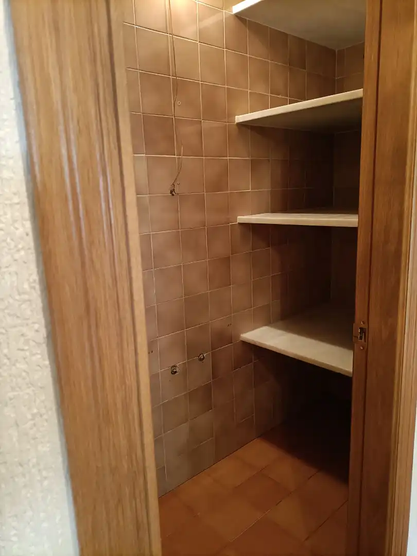 Bathroom of Flat for sale in Castellnovo  with Terrace, Furnished and Balcony