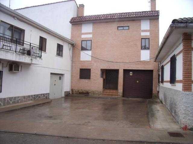 Exterior view of Garage for sale in Pozo de Guadalajara