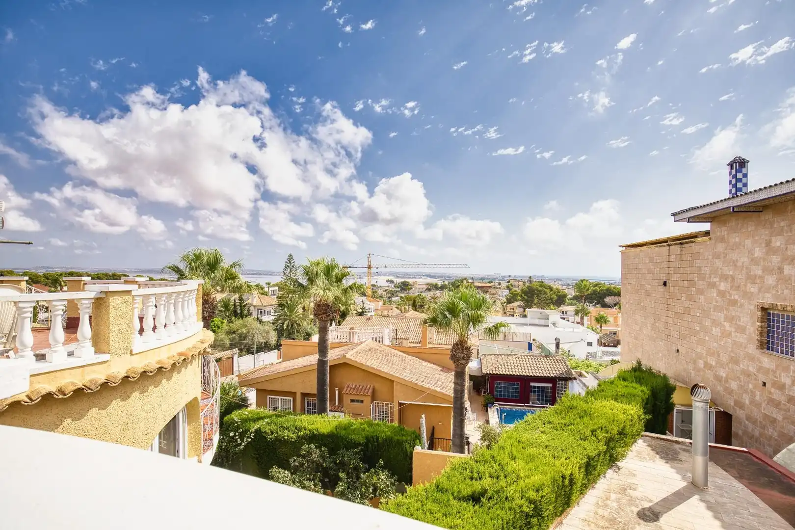 Vista exterior de Casa o chalet en venta en Torrevieja con Aire acondicionado, Calefacción y Terraza