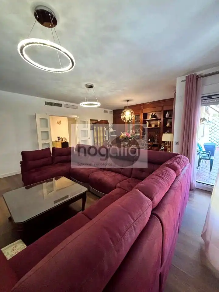Wohnzimmer von Wohnung zum Verkauf in Sevilla mit Klimaanlage, Terrasse und Gemeinschaftspool