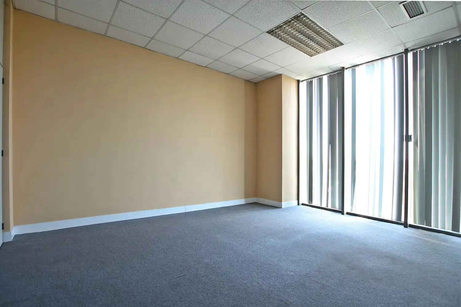 Office for rent in Madrid  with Heating