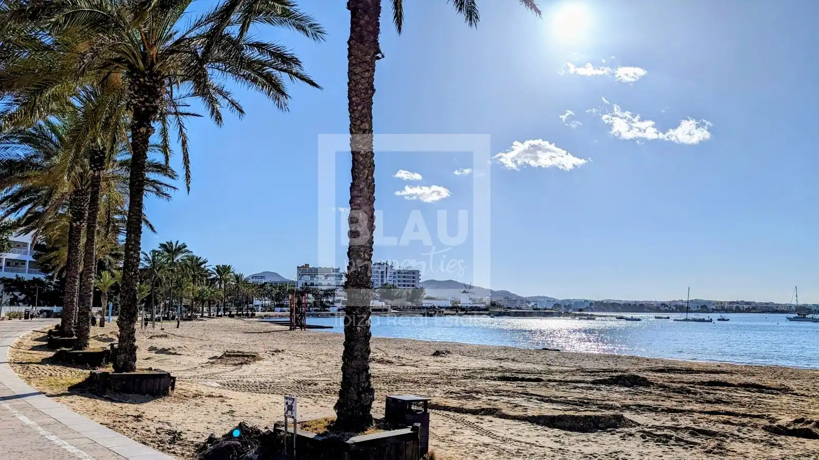 Außenansicht von Geschaftsraum zur Miete in Sant Antoni de Portmany mit Klimaanlage, Terrasse und Möbliert