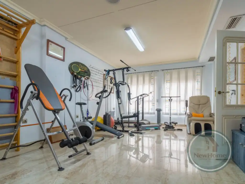 Casa adosada en venta en Crevillent