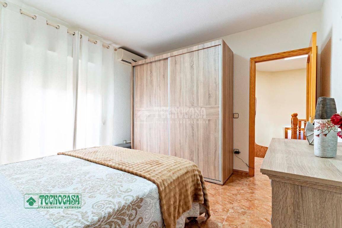Bedroom of Single-family semi-detached for sale in Vícar