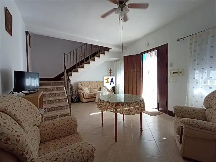Casa adosada en venta en Casariche con Terraza, Trastero y Alarma