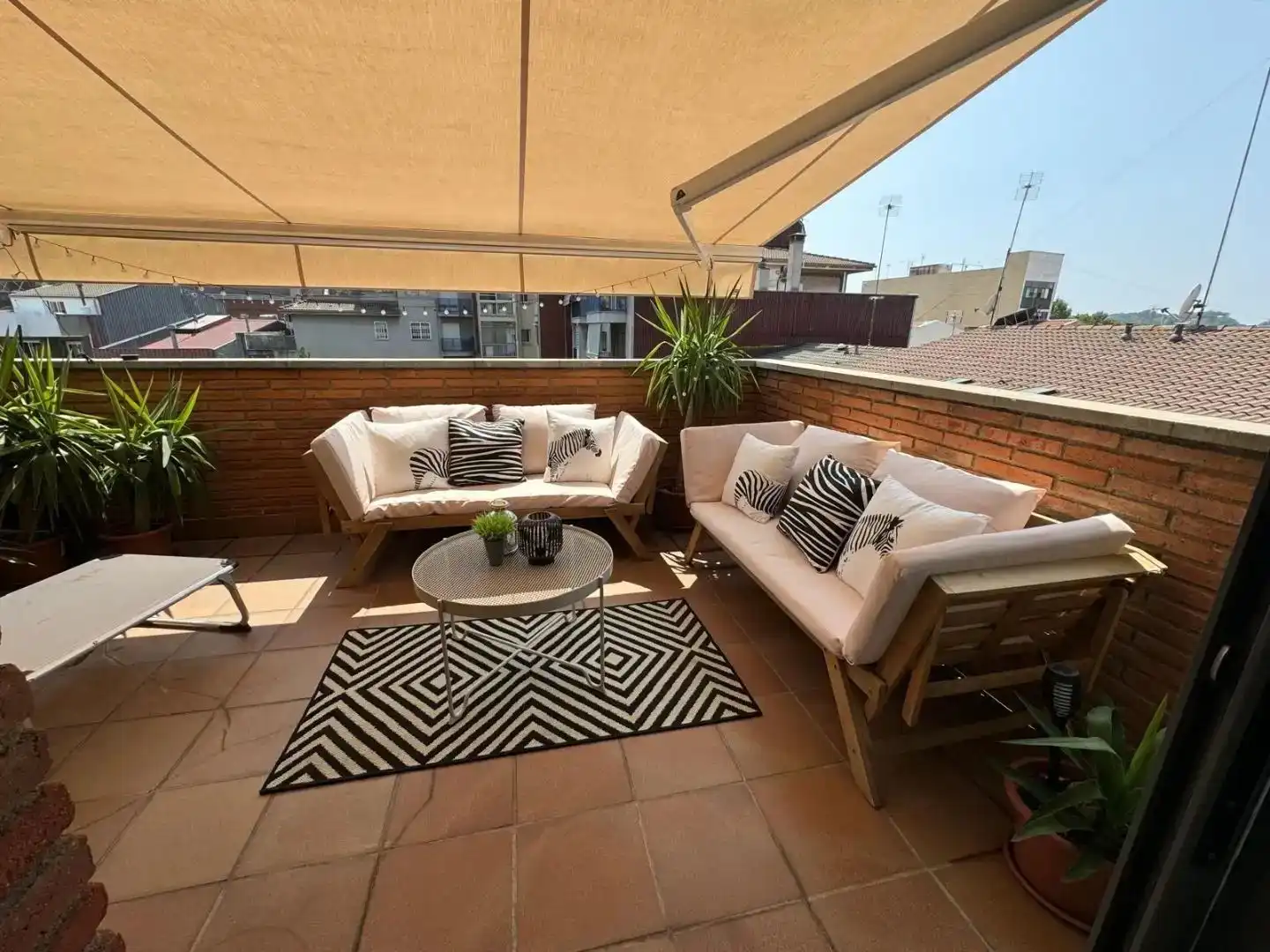 Semi-detached house for sale in Carrer de Roger de Llúria 11B