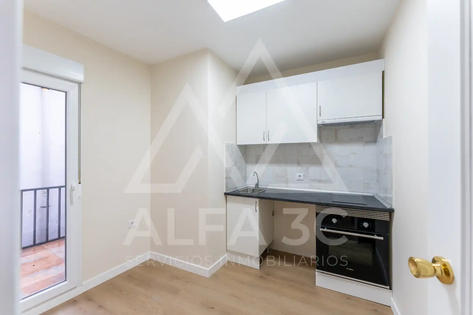 Küche von Wohnung zum Verkauf in Miraflores de la Sierra mit Heizung, Terrasse und Ofen