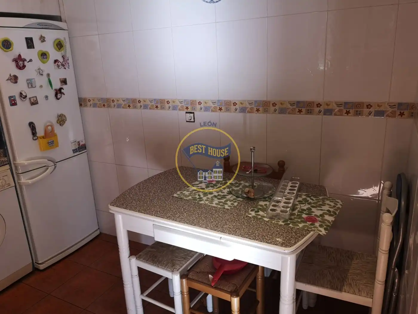 Cocina de Finca rústica en venta en León Capital  con Calefacción, Jardín privado y Terraza
