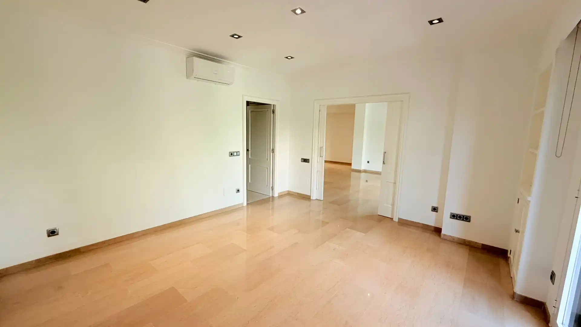 Flat for rent in  Palma de Mallorca  with Air Conditioner, Terrace and Oven