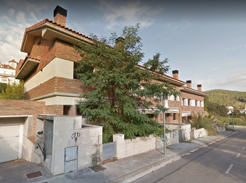 Vista exterior de Casa adosada en venda en Torrelles de Llobregat