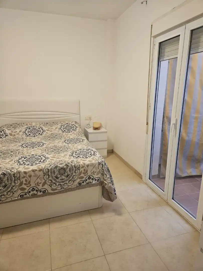 Dormitori de Pis en venda en Roquetas de Mar amb Moblat