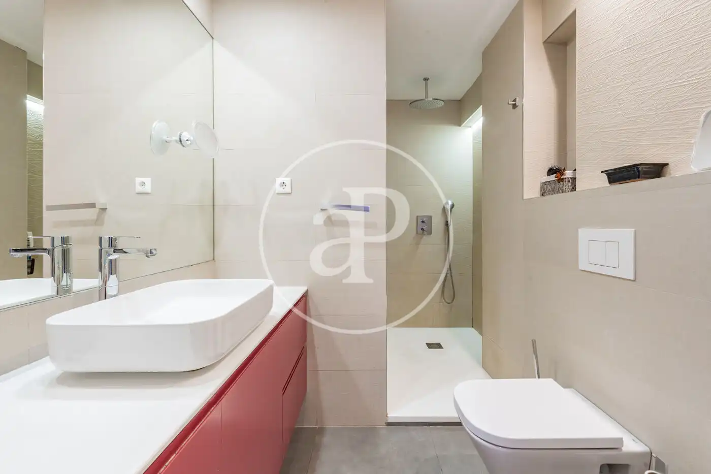 Baño de Piso en venta en Madrid con Aire acondicionado, Calefacción y Trastero