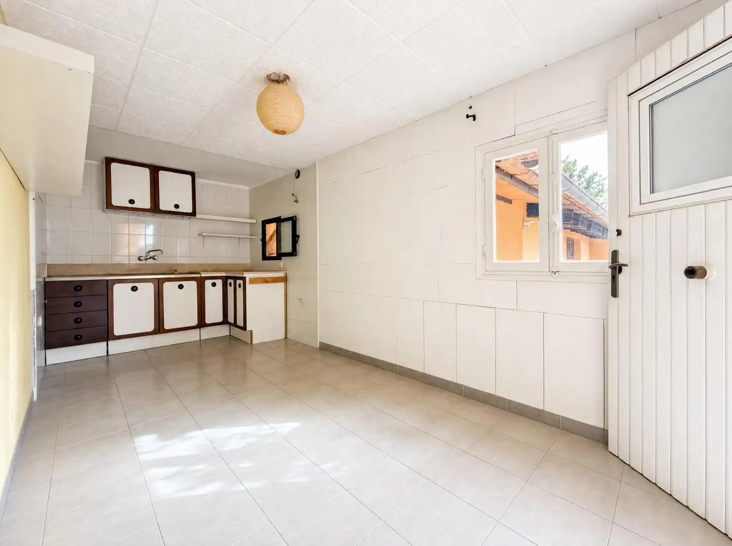 Cuina de Casa o xalet en venda en Santa Eulària des Riu amb Jardí privat, Terrassa i Traster